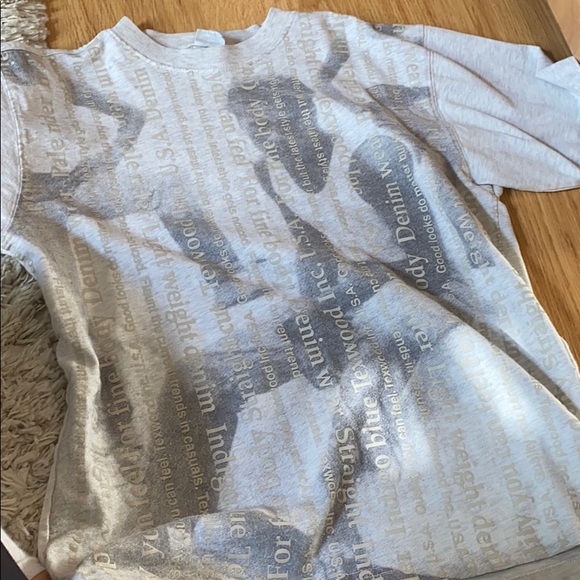 tshirt - Picture 1 of 2